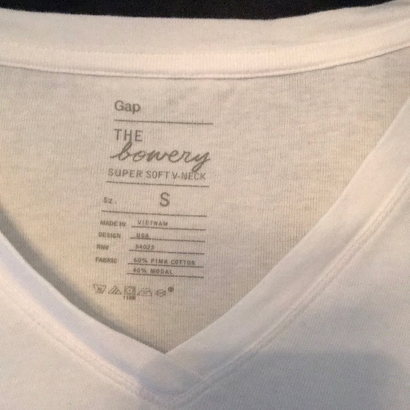 Super soft V-Neck - Picture 2 of 3